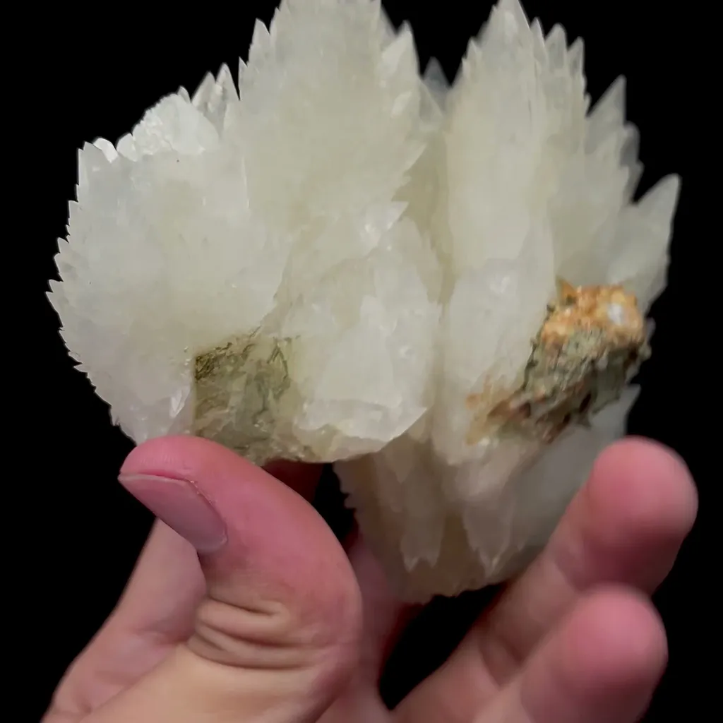 Natural Feather Calcite Mineral Specimen,High Quality Specimen,ANHUI,CHINA(110*90*50mm) - image 3