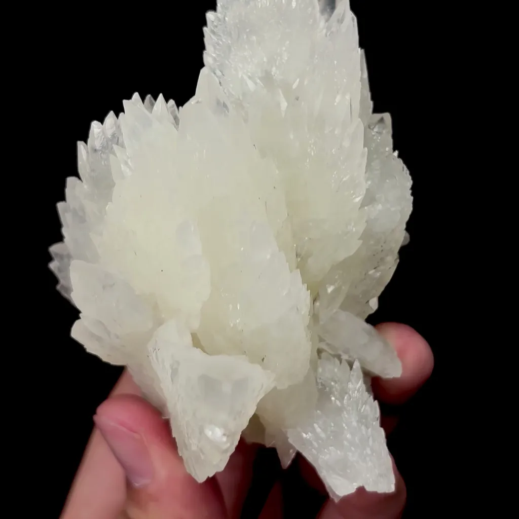 Natural Feather Calcite Mineral Specimen,High Quality Specimen,ANHUI,CHINA(66*66*102mm) - image 2