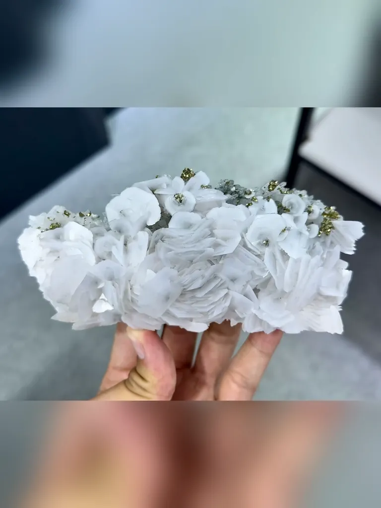 Natural Flaky Calcite and Pyrite and Quartz coexist comes from Fujian,China 150*45*65MM image