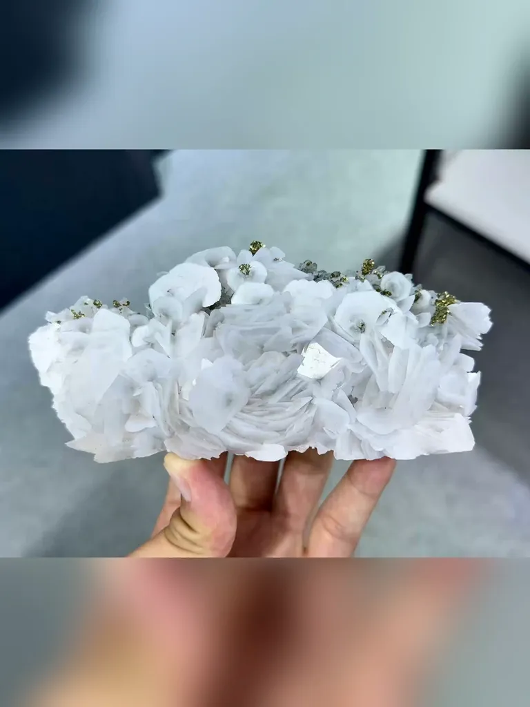 Natural Flaky Calcite and Pyrite and Quartz coexist comes from Fujian,China 150*45*65MM - image 5