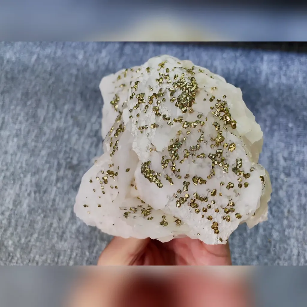 Natural Flaky Calcite and Pyrite Symbiosis comes from Fujian,China 145*110*55MM - image 2