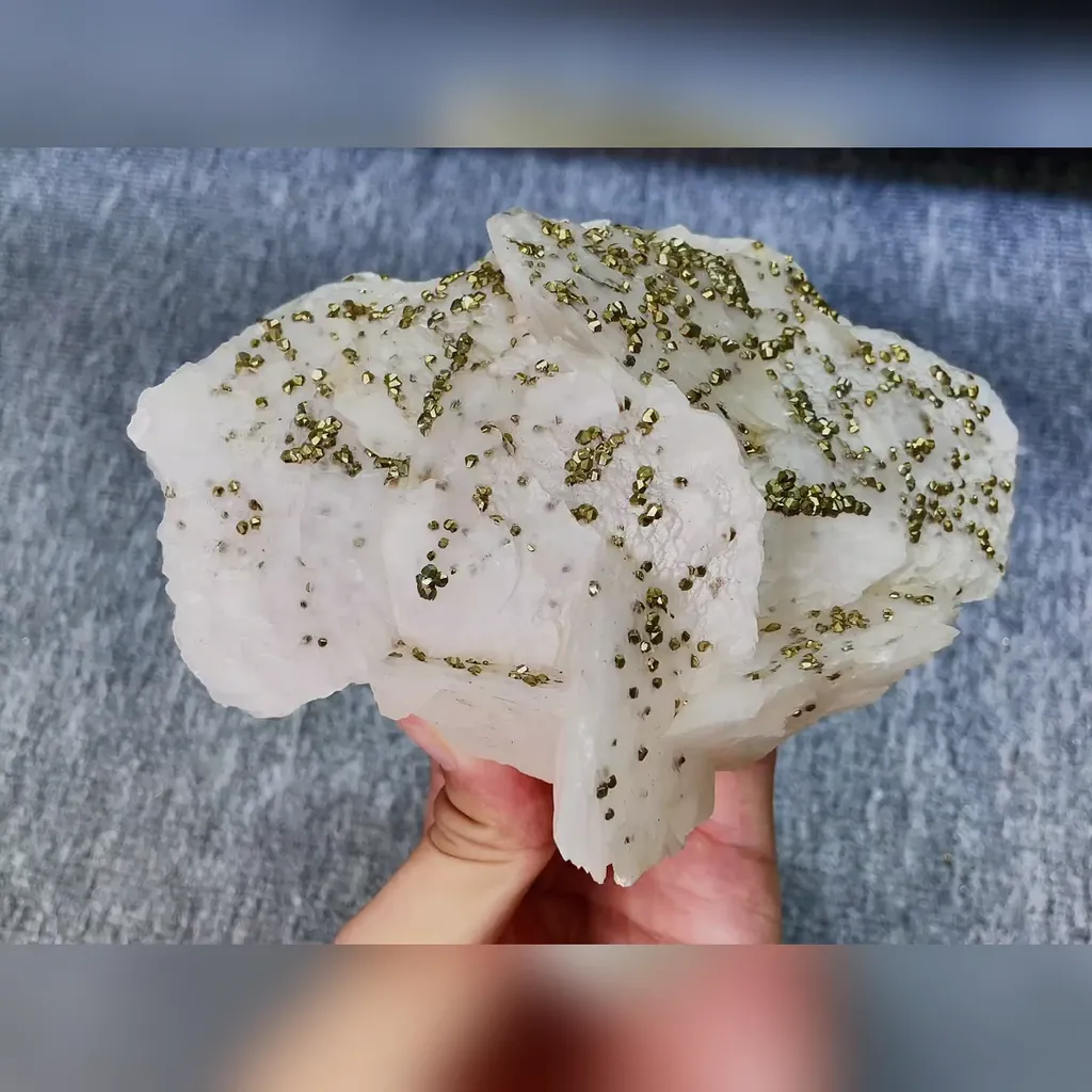 Natural Flaky Calcite and Pyrite Symbiosis comes from Fujian,China 145*110*55MM image