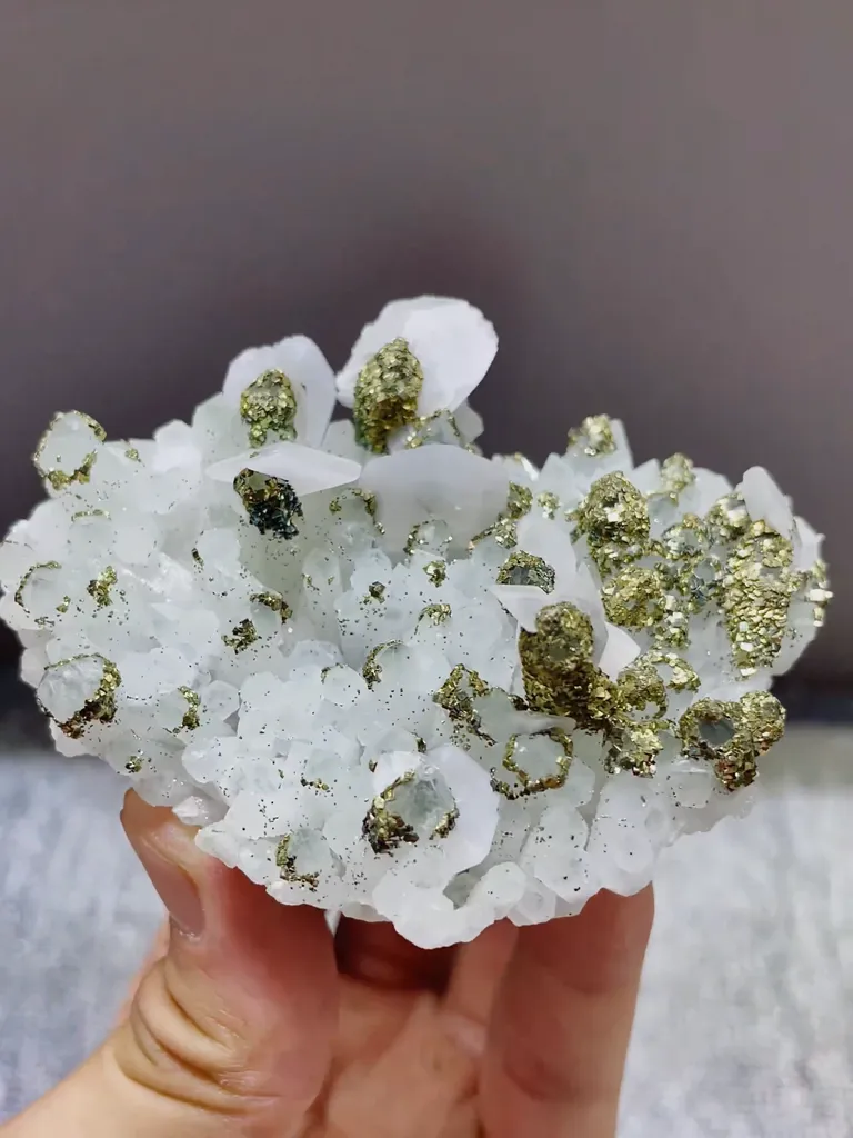 Natural Flaky Calcite and Quartz coexist with Pyrite comes from Fujian,China 90*30*70MM - image 2