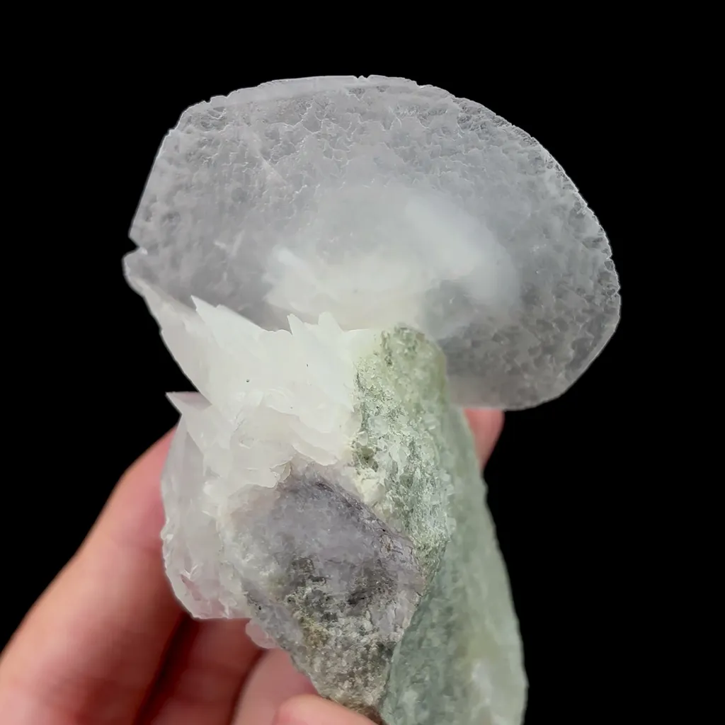 Natural Flaky Calcite Mineral Specimen,High Quality Specimen,INNER MONGOLIA,CHINA(60*90*50mm) - image 4
