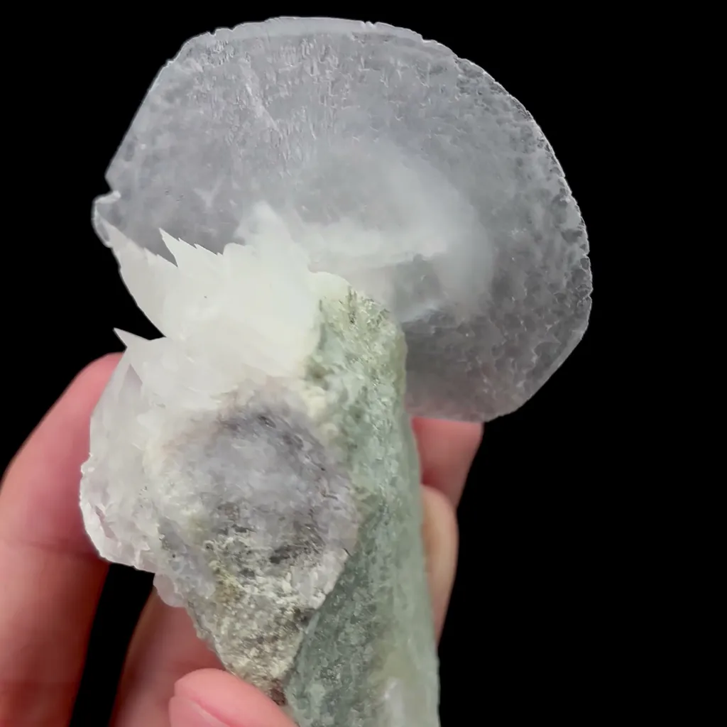 Natural Flaky Calcite Mineral Specimen,High Quality Specimen,INNER MONGOLIA,CHINA(60*90*50mm) - image 3