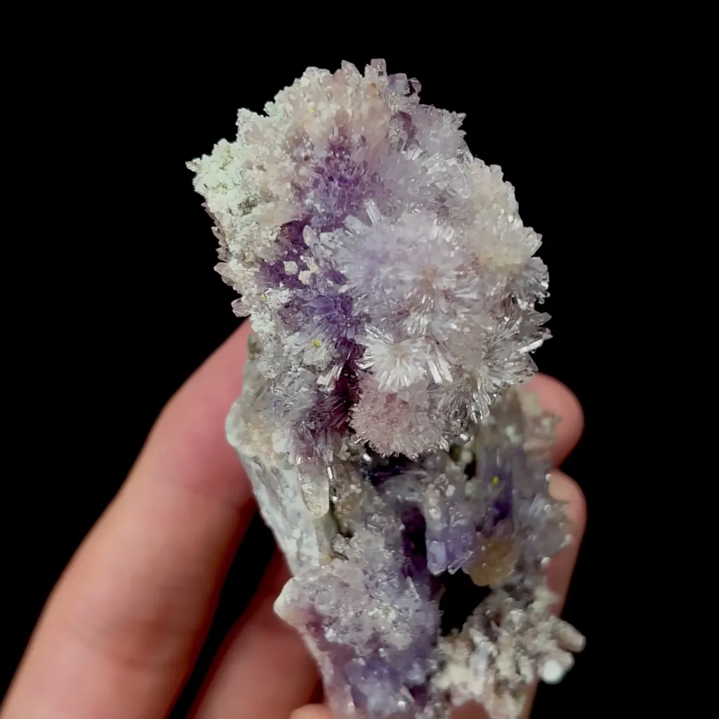 Natural Floral Creedite Mineral Specimen,High Quality Specimen,GUIZHOU,CHINA(54*35*80mm) - image 3