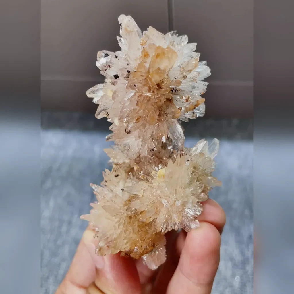 Natural Floral Gypsum comes from Guizhou,China 45*90*45MM image