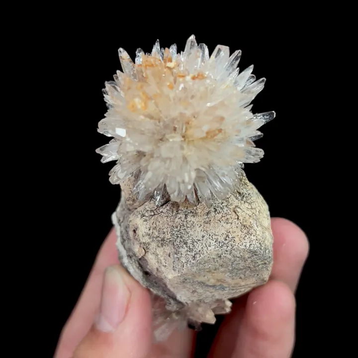 Natural Floral Gypsum, Mineral Specimen:Guizhou,China (40*40*70MM) - image 3