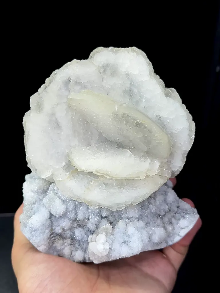 Natural Fluorescent Flower-like Calcite and Crystal Coexist comes from Fujian,China 115*100*150MM - image 5
