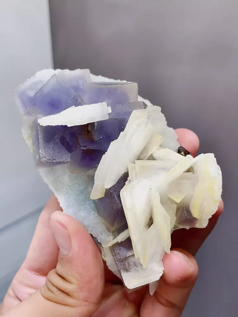 Natural Fluorite and Barite coexist comes from Chenzhou,Hunan 99*30*50MM - image 4