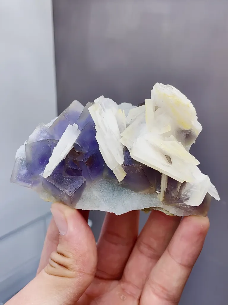 Natural Fluorite and Barite coexist comes from Chenzhou,Hunan 99*30*50MM - image 2