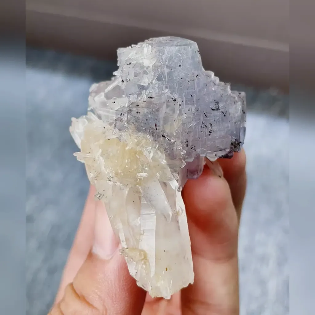 Natural Fluorite and Bismuthinite and Quartz Symbiosis comes from Yaogangxian,Hunan 40*60*40MM - image 2