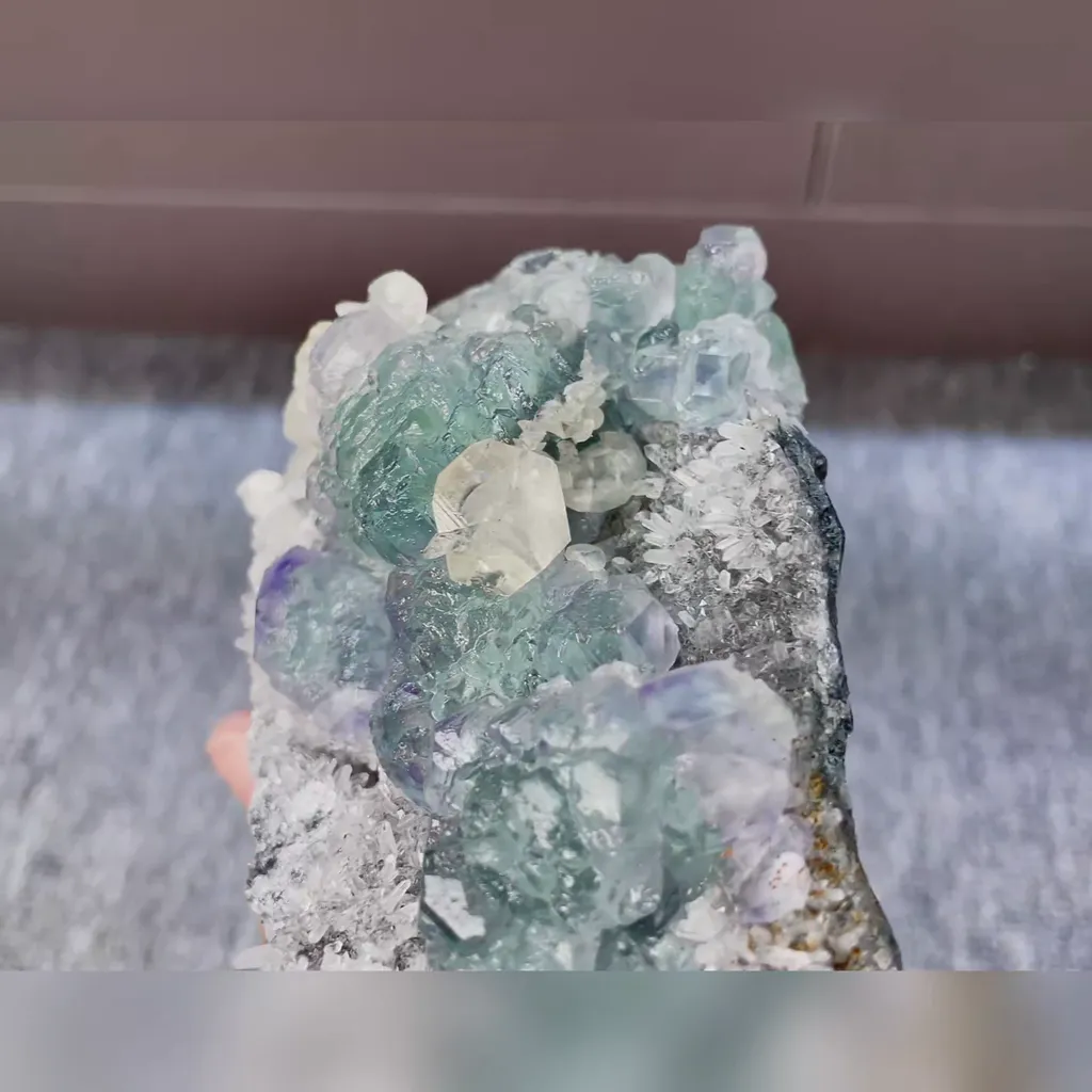 Natural Fluorite and Calcite Symbiosis comes from Fujian,China 95*70*40MM - image 5