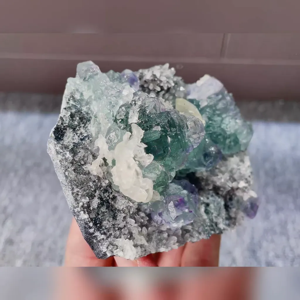 Natural Fluorite and Calcite Symbiosis comes from Fujian,China 95*70*40MM - image 3