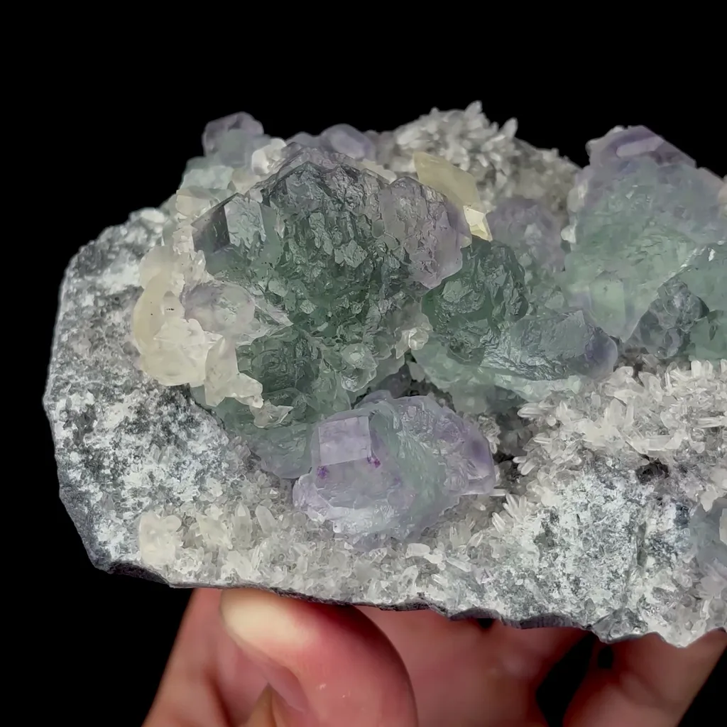 Natural Fluorite and Calcite Symbiosis Mineral Specimen,High Quality Specimen,FUJIAN,CHINA(95*70*40mm) - image 2