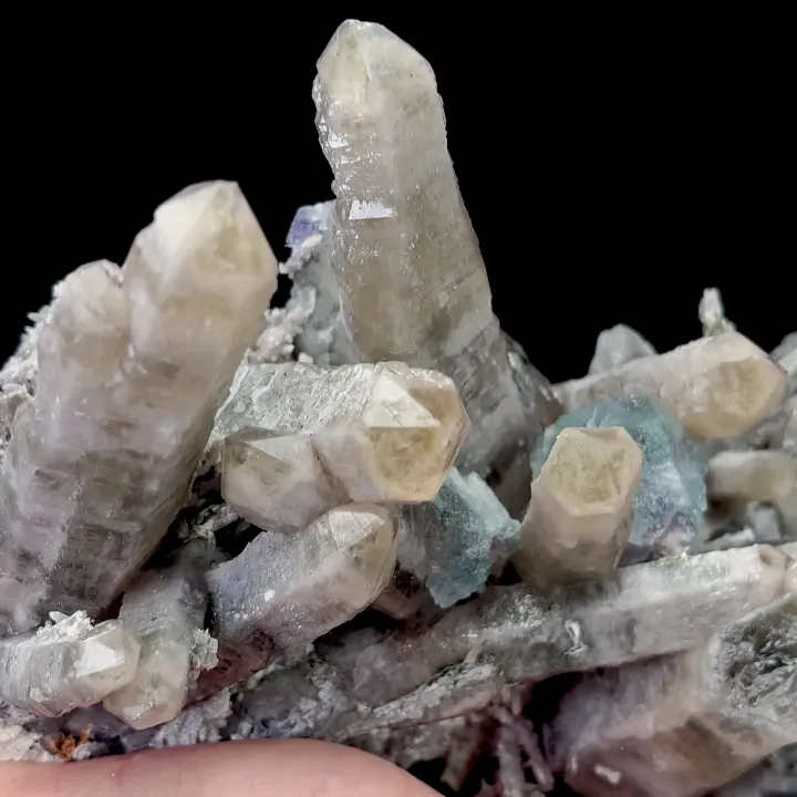 Natural Fluorite and Crystal,High Quality Cluster Mineral Specimen:NEIMENGGU,China (220*75*113mm) - image 3