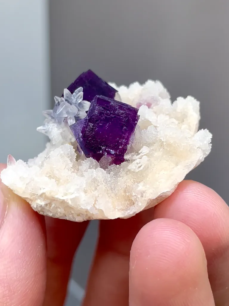 Natural Fluorite and Mica Crystal Coexist comes from Anhui,China 30*30*20MM - image 3