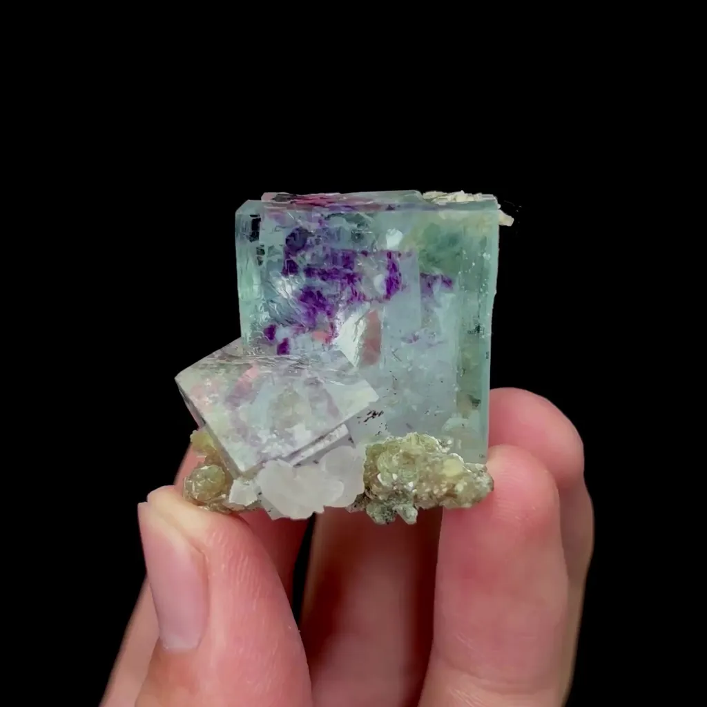 Natural Fluorite and Mica Mineral Specimen,High Quality Specimen,YAO GANG XIAN,HUNAN,CHINA(37*34*31mm) image