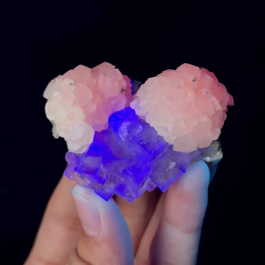 Natural Fluorite and Pink Calcite Mineral Specimen,High Quality Specimen,YAO GANG XIAN,HUNAN,CHINA(58*43*23mm) image