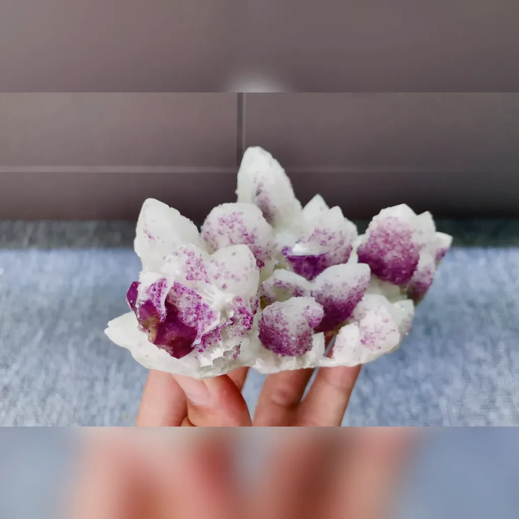 Natural Fluorite and Quartz Cluster Symbiosis comes from Inner Mongolia,China 135*85*55MM - image 3