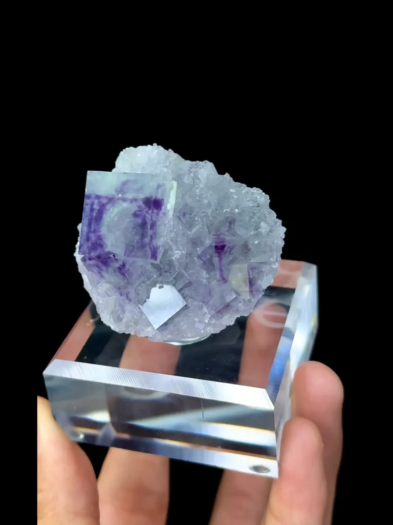 Natural Fluorite and Quartz Coexist comes from Zhejiang 55*35*30MM - image 6