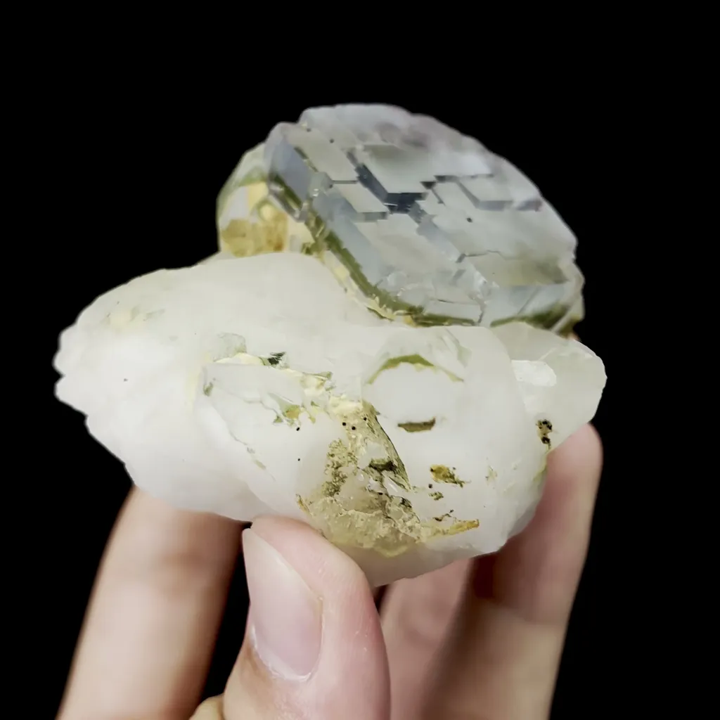 Natural Fluorite and Quartz Mineral Specimen,High Quality Specimen,YAO GANG XIAN,HUNAN,CHINA(75*60*40mm) - image 3
