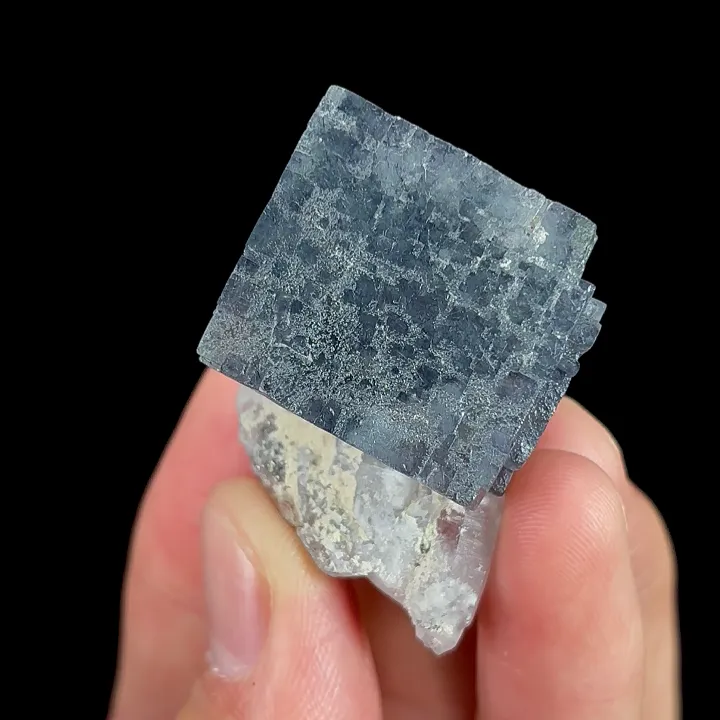 Natural Fluorite and Quartz, Mineral Specimen:Yaogangxian,Hunan (25*30*20MM) - image 3