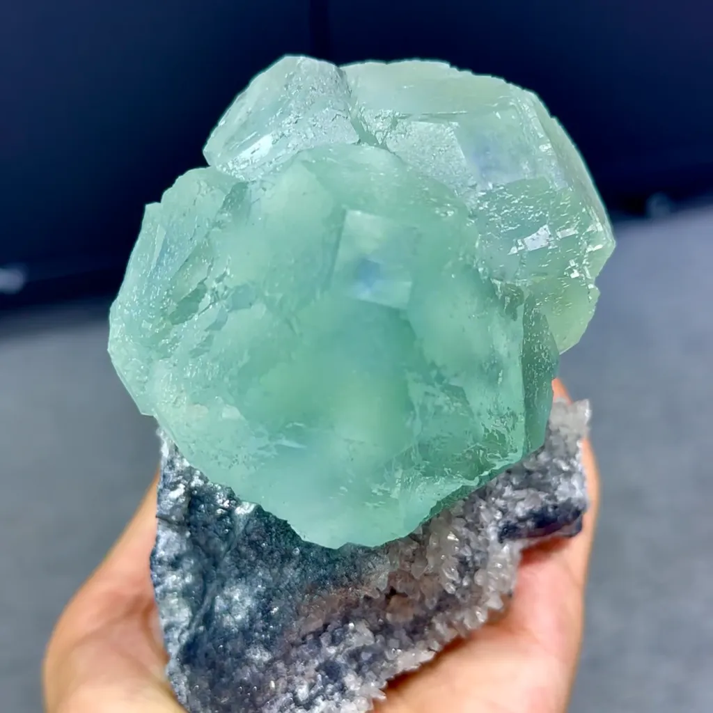 Natural Fluorite and Quartz Symbiosis comes from Fujian,China 80*60*105MM image