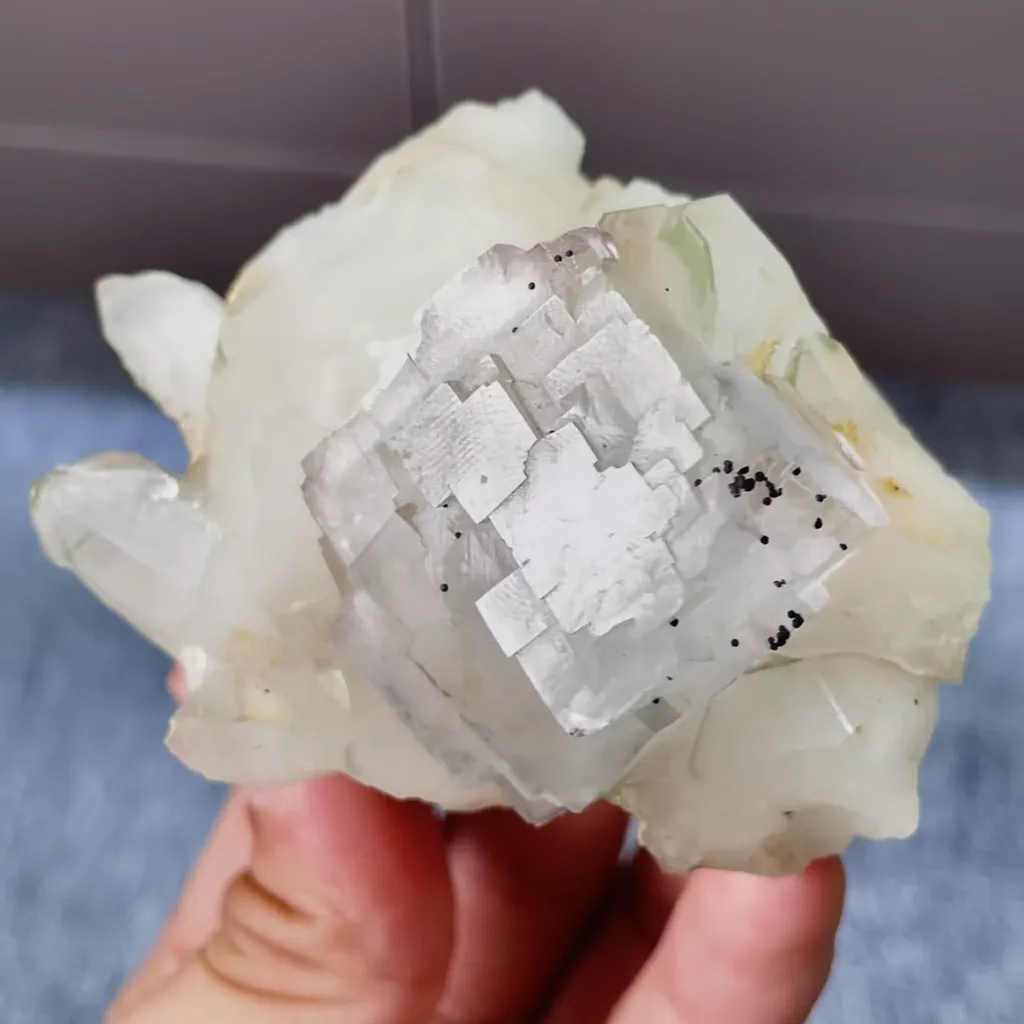Natural Fluorite and Quartz Symbiosis comes from Yaogangxian,Hunan 75*60*40MM - image 2