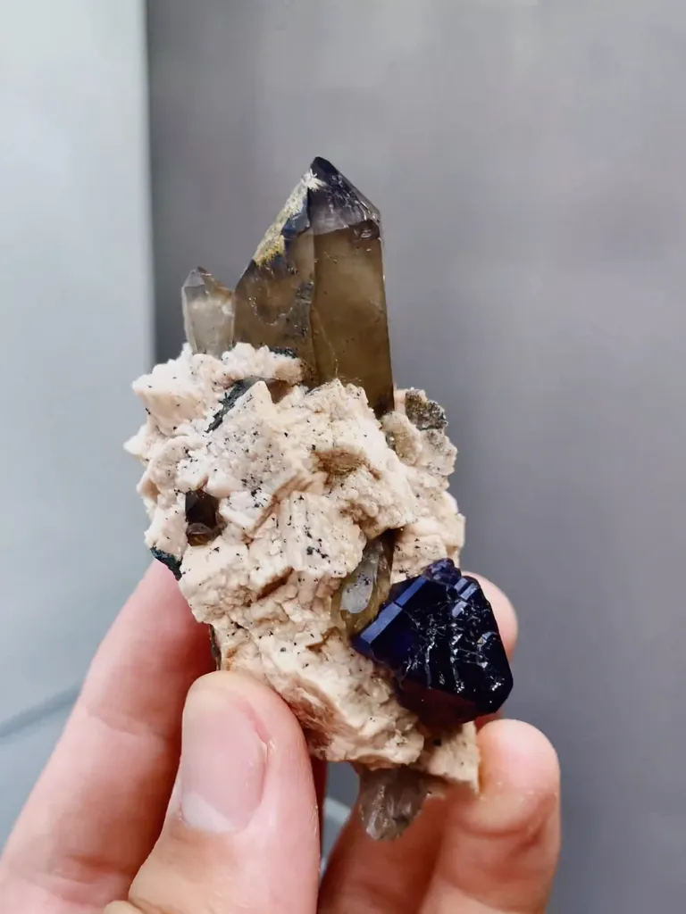 Natural Fluorite and Smoky Quartz coexist comes from Wulian,Shandong 40*40*70MM - image 4