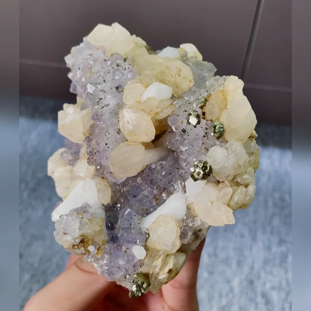 Natural Fluorite Calcite and Pyrite Mineral Specimen,High Quality Specimen,FUJIAN,CHINA(90*100*45mm) - image 3