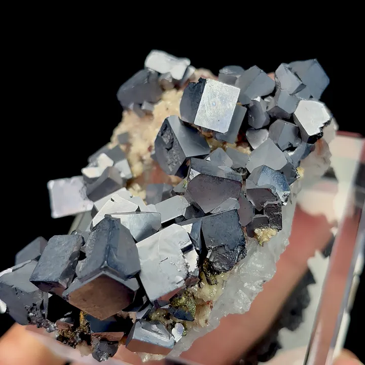 Natural Galena, Red Quartz and Calcite,Mineral Specimen:Jiangxi,China (80*65*40MM) - image 4