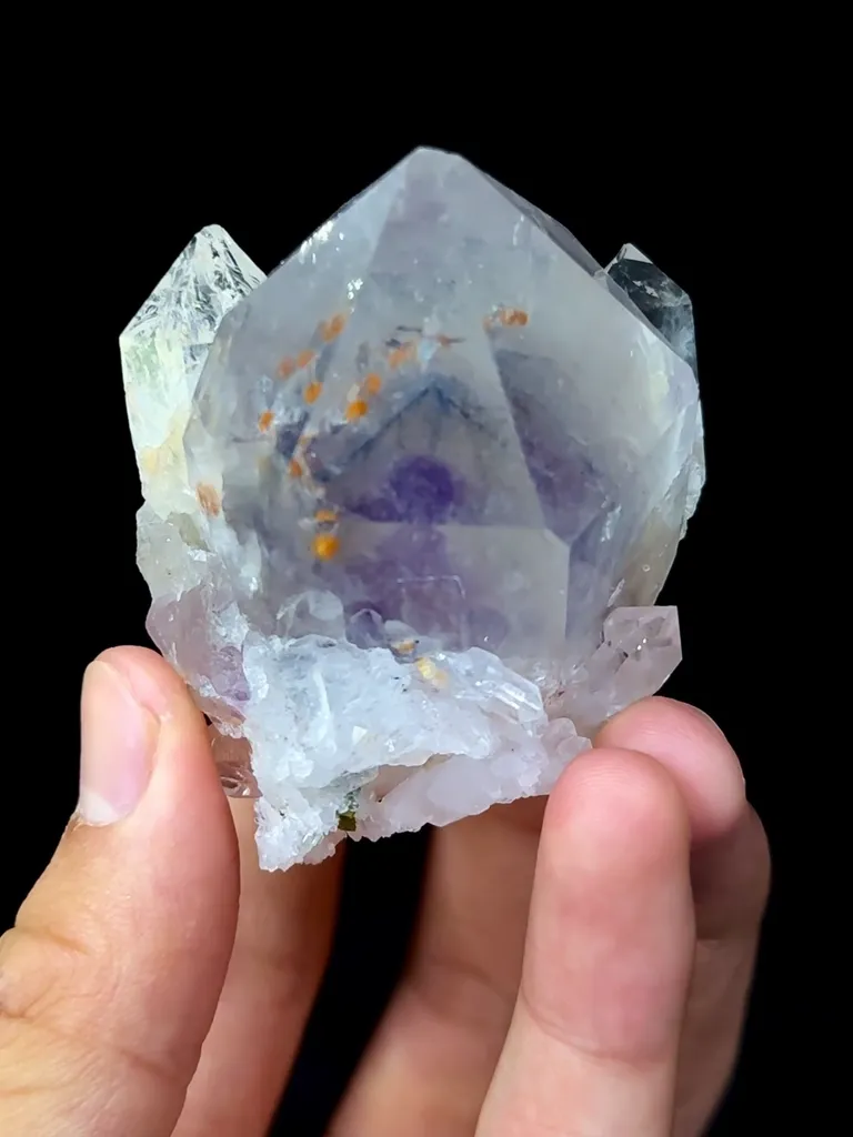 Natural Garden Crystal coexisting with Epidote comes from Meigu,Sichuan 45*45*65MM - image 6