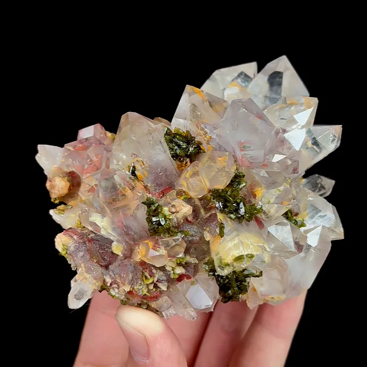 Natural Garden Quartz and Epidote, Mineral Specimen:Meigu,Sichuan (95*80*50MM) - image 4