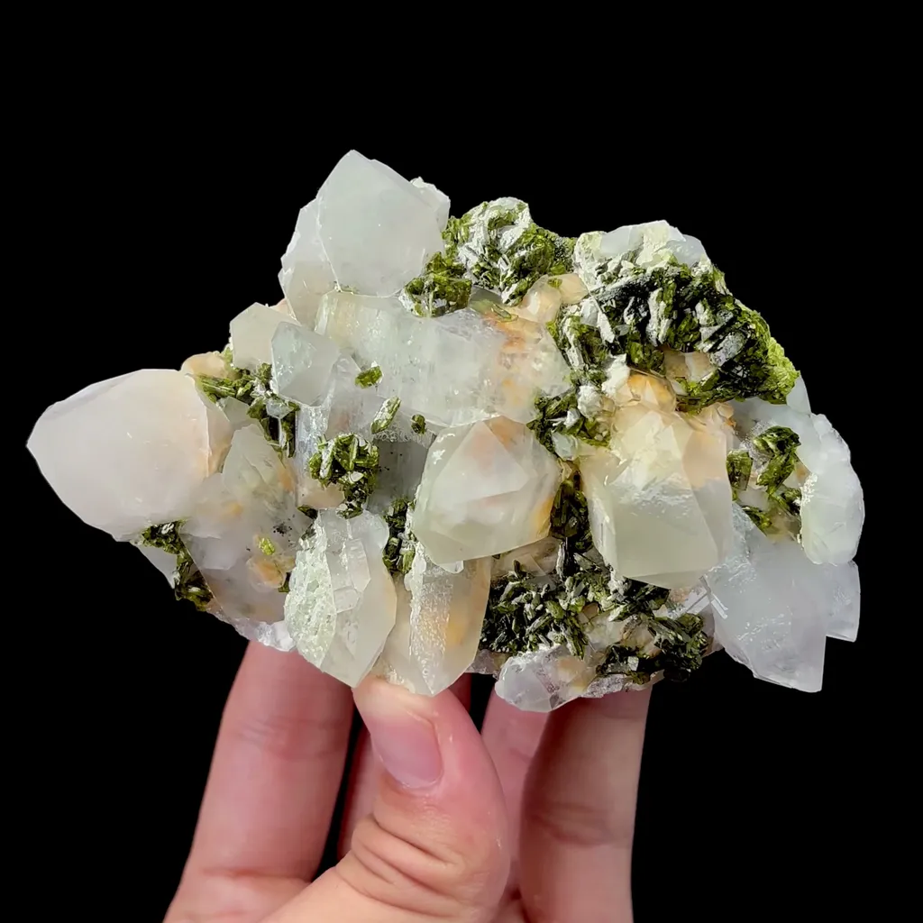 Natural Garden Quartz Mineral Specimen,High Quality Specimen,MEIGU,SICHUAN,CHINA(115*73*52mm) - image 4