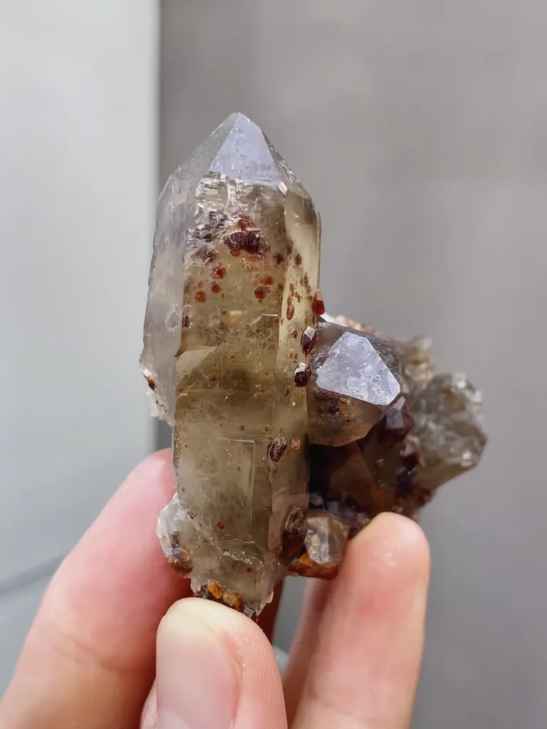 Natural Garnet and Smoky Quartz coexist comes from Fujian,China 55*30*55MM - image 2