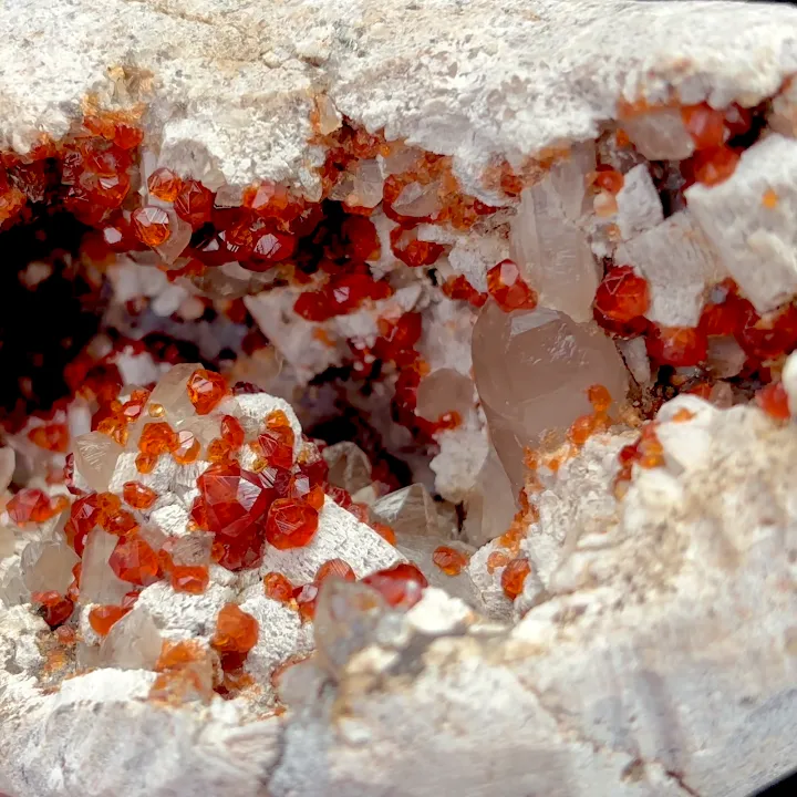 Natural Garnet and Smoky Quartz, Mineral Specimen:Fujian,China (140*75*70MM) - image 3