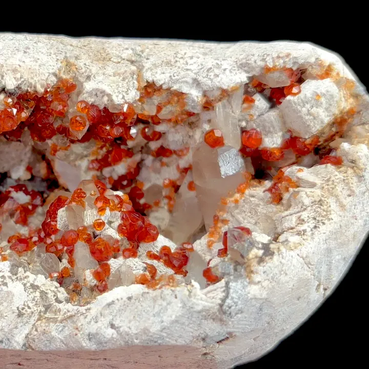Natural Garnet and Smoky Quartz, Mineral Specimen:Fujian,China (140*75*70MM) - image 2