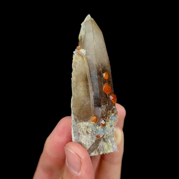 Natural Garnet and Smoky Quartz, Mineral Specimen:Fujian,China (30*20*80MM) - image 3