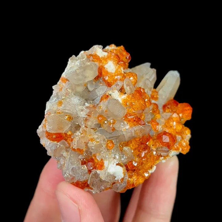 Natural Garnet and Smoky Quartz, Mineral Specimen:Fujian,China (65*50*25MM) - image 3