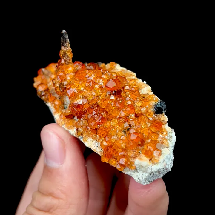 Natural Garnet and Smoky Quartz, Mineral Specimen:Fujian,China (70*30*25MM) - image 3