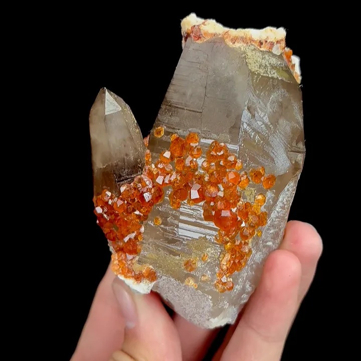 Natural Garnet and Smoky Quartz, Mineral Specimen:Fujian,China (75*85*55MM) - image 4