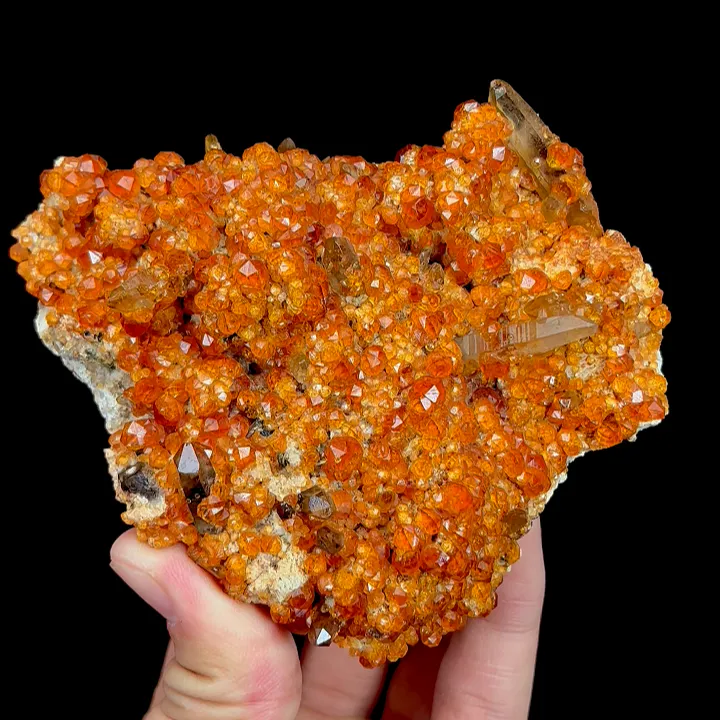 Natural Garnet and Smoky Quartz, Mineral Specimen:Fujian,China (90*95*30MM) - image 4