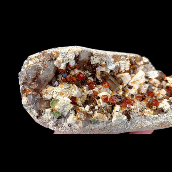Natural Garnet and Smoky Quartz, Mineral Specimens:Fujian,China (160*70*55MM) - image 4