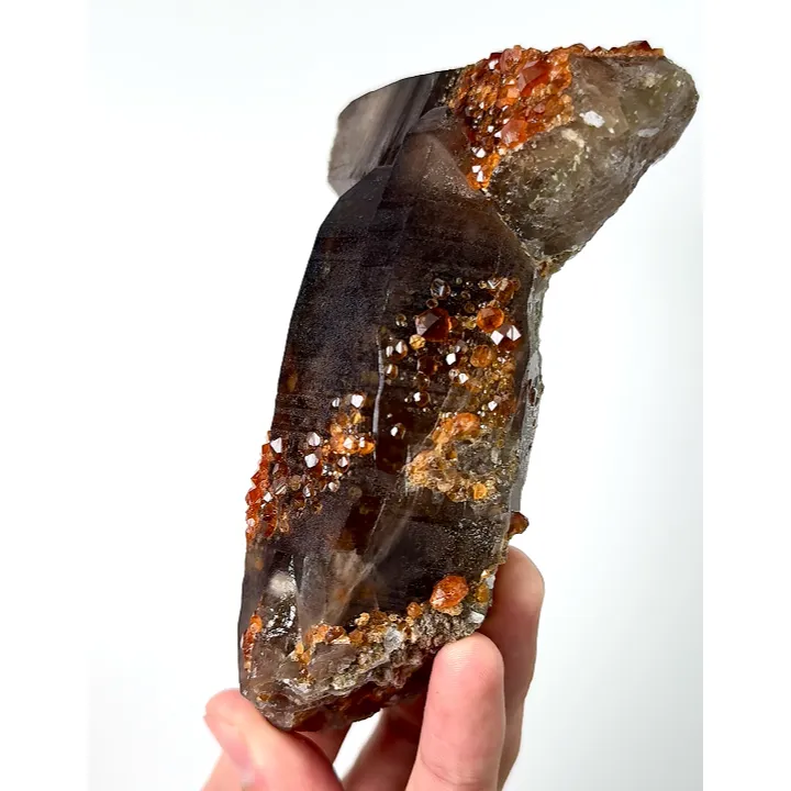 Natural Garnet and Smoky Quartz Tower, Mineral Specimen:Fujian,China (75*125*40MM) image