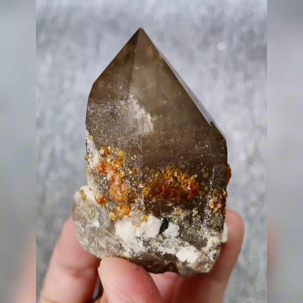 Natural Garnet and Smoky Quartz Tower Symbiosis comes from Fujian,China 35*35*70MM - image 3