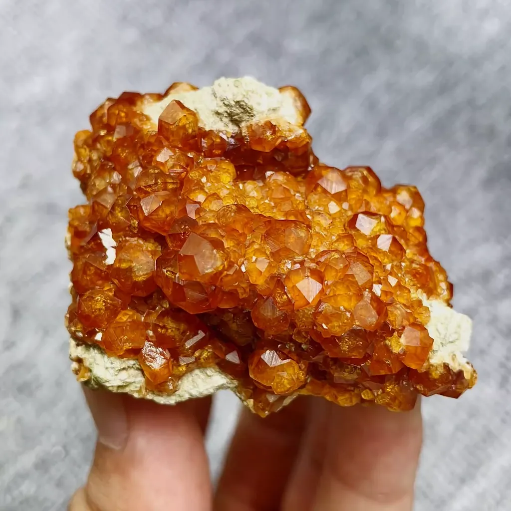 Natural Garnet comes from Fujian,China 60*50*40MM - image 5