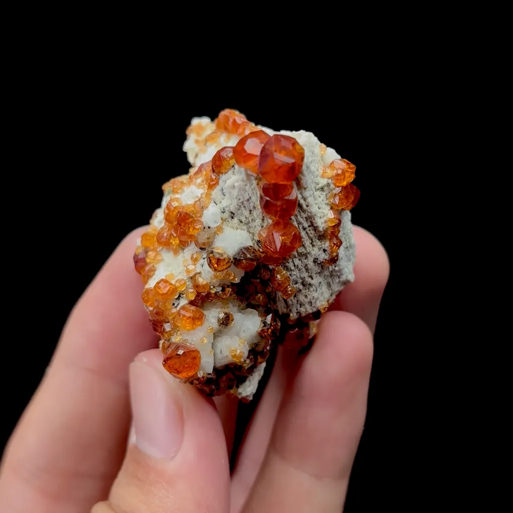 Natural Garnet Mineral Specimen,High Quality Specimen,YUNXIAO,FUJIAN,CHINA(40*37*33mm) - image 3