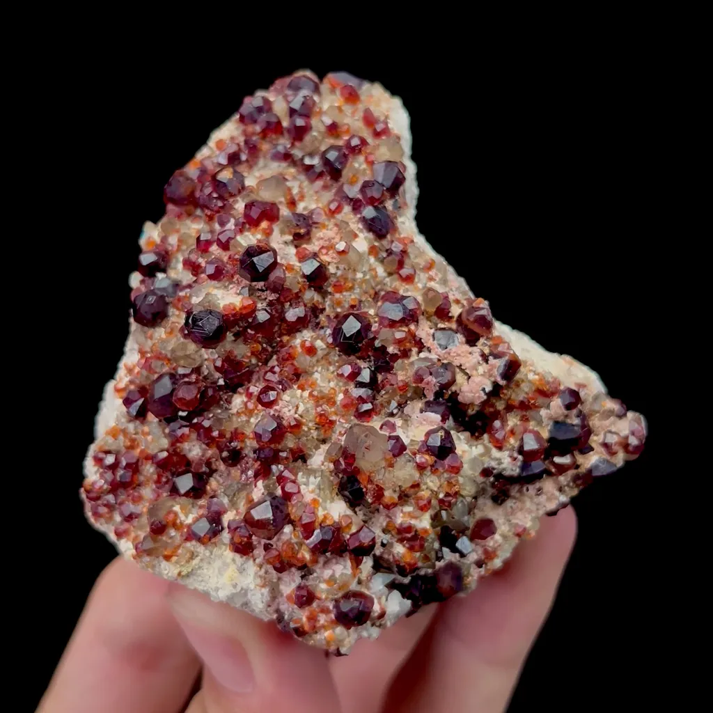 Natural Garnet Mineral Specimen,High Quality Specimen,YUNXIAO,FUJIAN,CHINA(70*75*30mm) - image 4