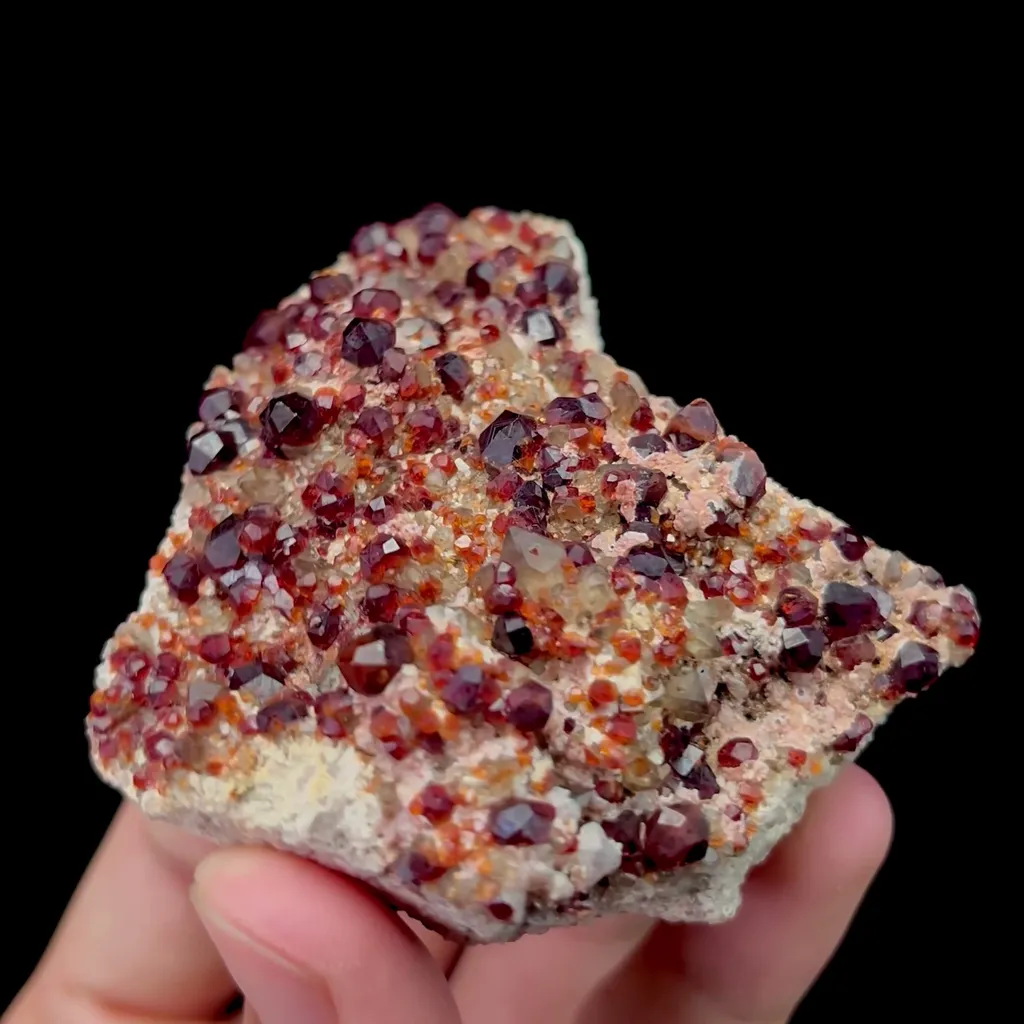 Natural Garnet Mineral Specimen,High Quality Specimen,YUNXIAO,FUJIAN,CHINA(70*75*30mm) - image 3